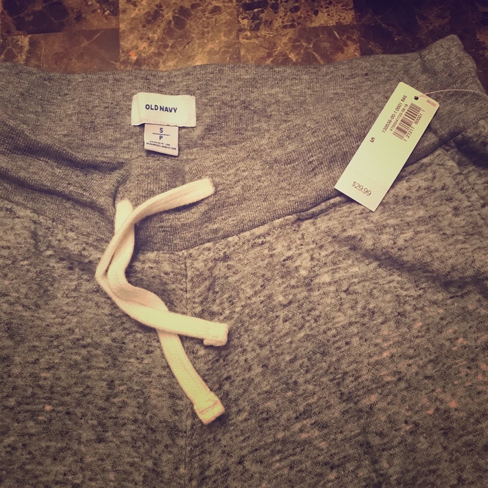 Men’s size small sweatpants....Old Navy NWT